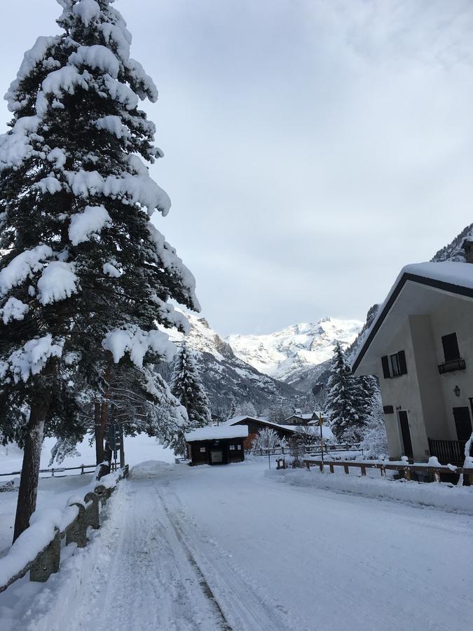 Hotel Gran Baita グレッソネイ・サイント・ジェアン エクステリア 写真